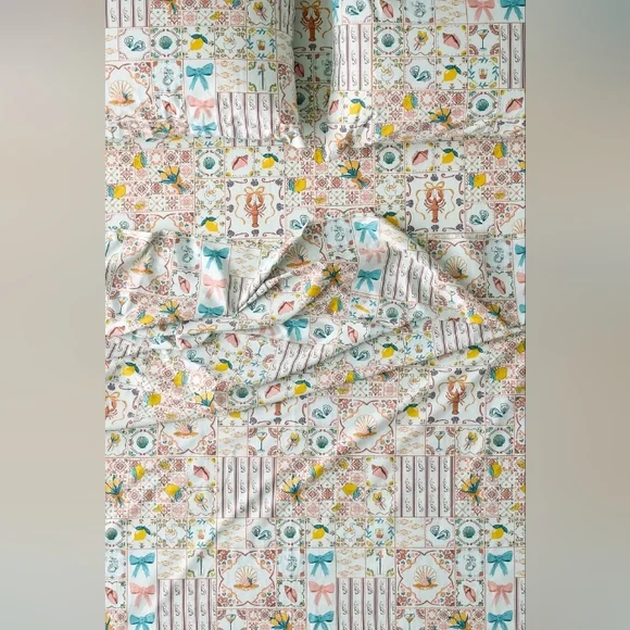 NWT UO Porto Tile Sheet Set Queen - Picture 1 of 3